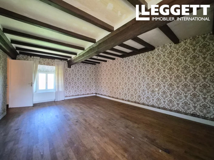 Image No.8-4 Bed House for sale