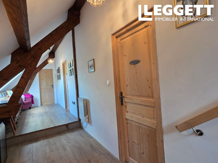 Image No.6-3 Bed House for sale