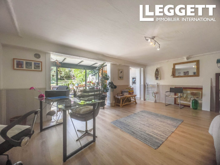 Image No.3-4 Bed House for sale