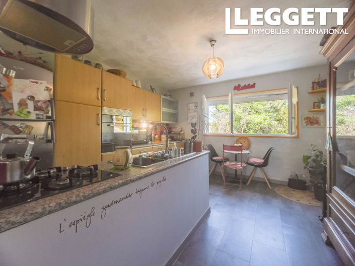 Image No.7-4 Bed House for sale