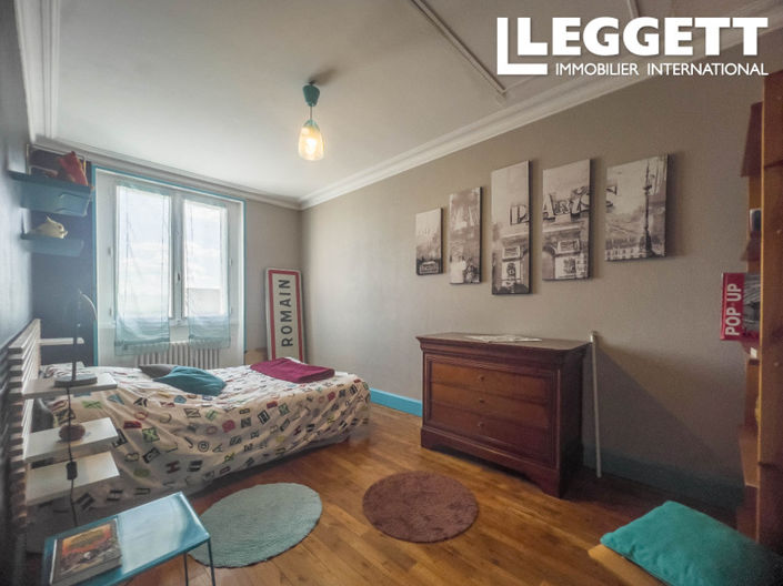 Image No.9-4 Bed House for sale