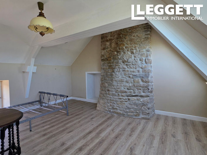 Image No.8-3 Bed House for sale