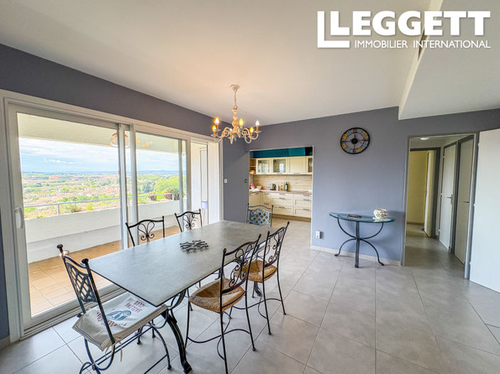 Image No.6-5 Bed House for sale