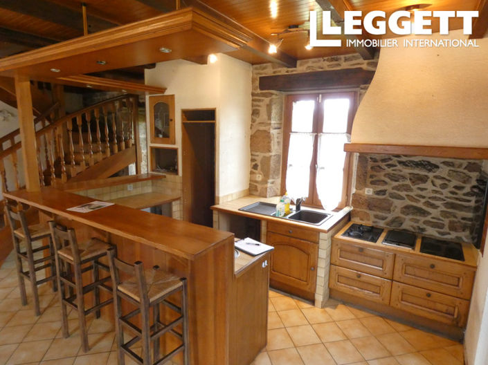 Image No.9-3 Bed House for sale