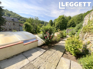 ahr0chm6ly9jzg4uagvzdglhlmltbw8vaw1hz2uvvevom