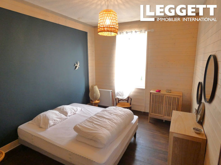 Image No.4-4 Bed House for sale