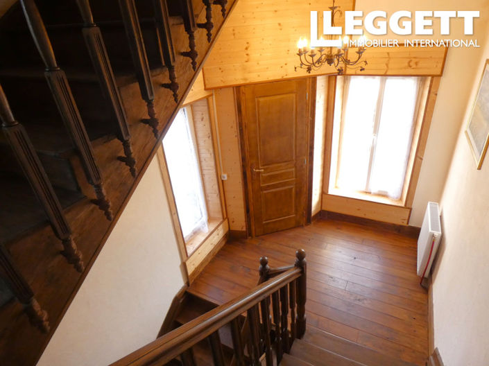 Image No.9-4 Bed House for sale