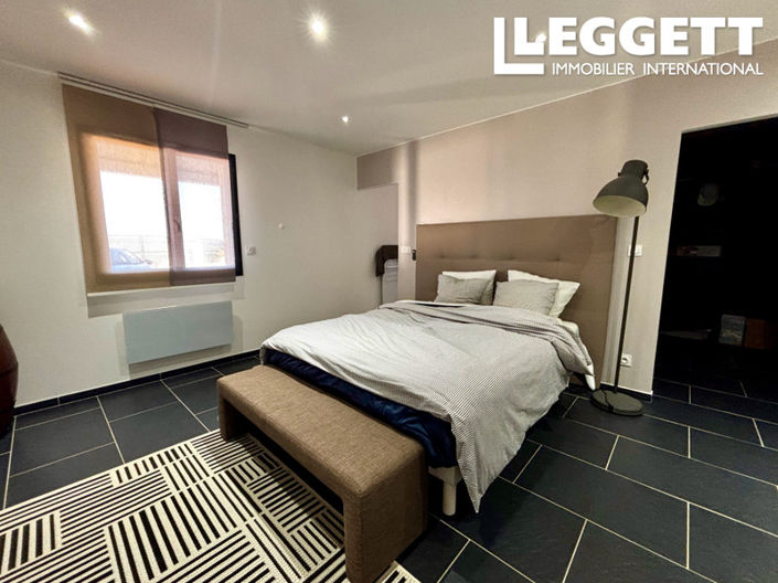 Image No.7-3 Bed House for sale