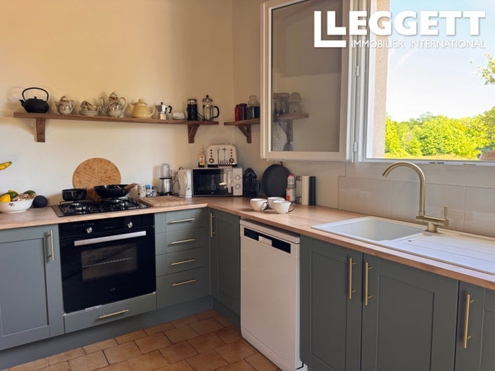 Image No.6-4 Bed House for sale