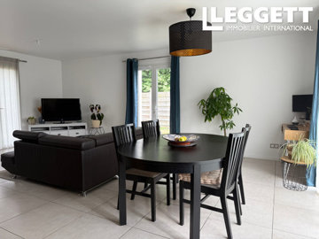 ahr0chm6ly9jzg4uagvzdglhlmltbw8vaw1hz2uvvevom