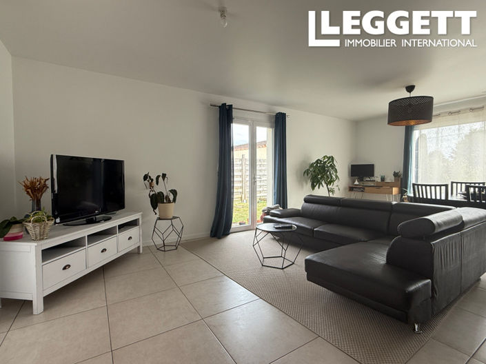 Image No.2-3 Bed House for sale