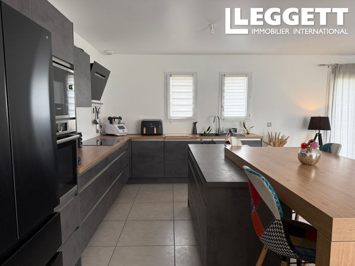 Image No.4-3 Bed House for sale