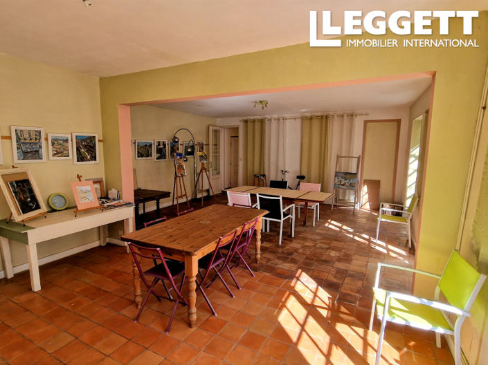 Image No.10-7 Bed House for sale