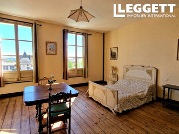 ahr0chm6ly9jzg4uagvzdglhlmltbw8vaw1hz2uvvevom