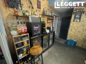 ahr0chm6ly9jzg4uagvzdglhlmltbw8vaw1hz2uvvevom