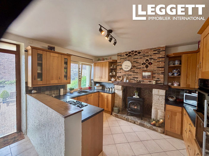 Image No.3-4 Bed House for sale