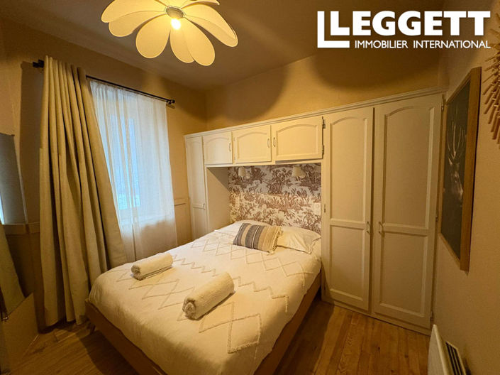 Image No.5-12 Bed Commercial for sale