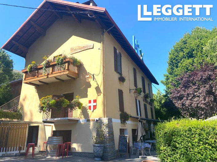 Image No.6-12 Bed Commercial for sale