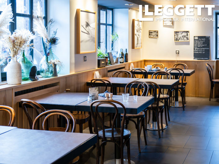 Image No.7-12 Bed Commercial for sale