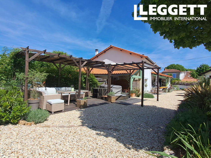 Image No.10-4 Bed House for sale