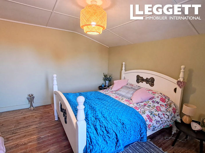 Image No.7-4 Bed House for sale