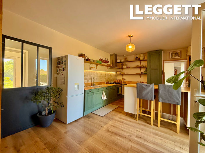 Image No.3-3 Bed House for sale