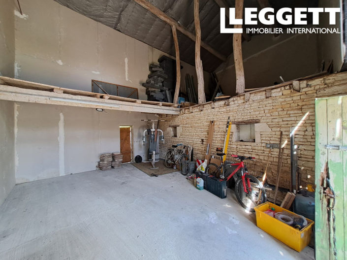 Image No.8-2 Bed House for sale