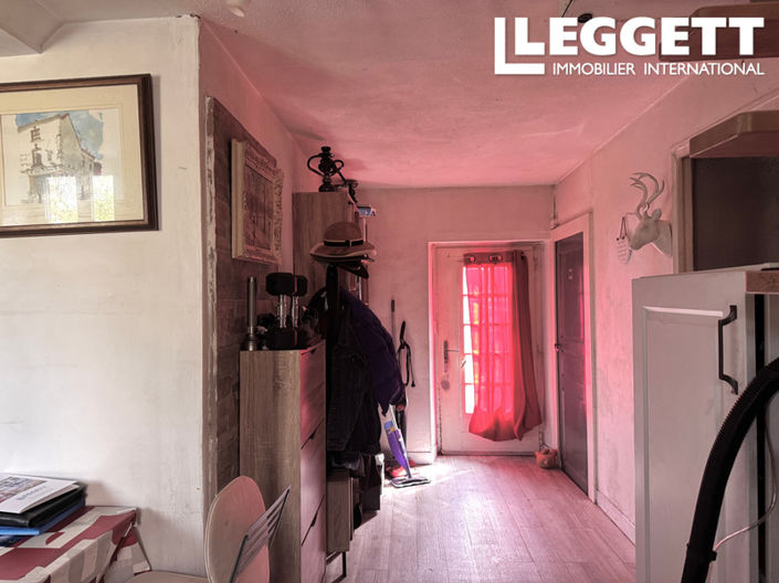 Image No.8-3 Bed House for sale