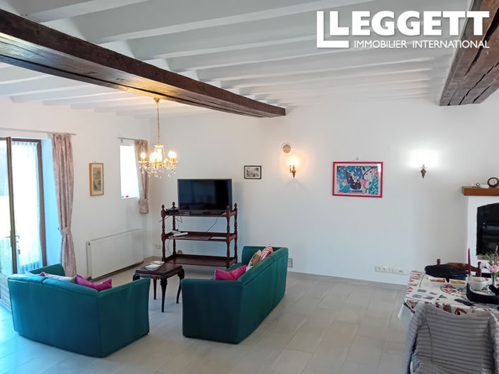 Image No.5-8 Bed House for sale