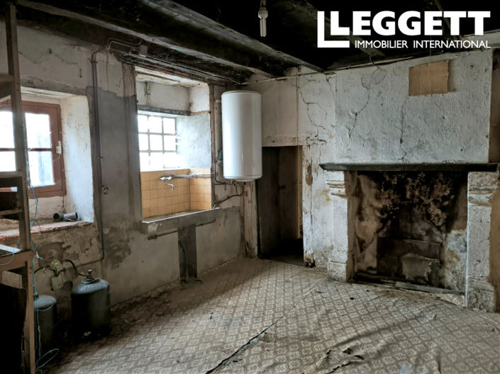 Image No.10-2 Bed House for sale