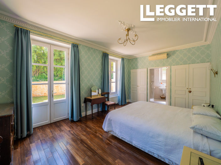 Image No.9-Maison de 6 chambres à vendre à Sarlat-la-Canéda