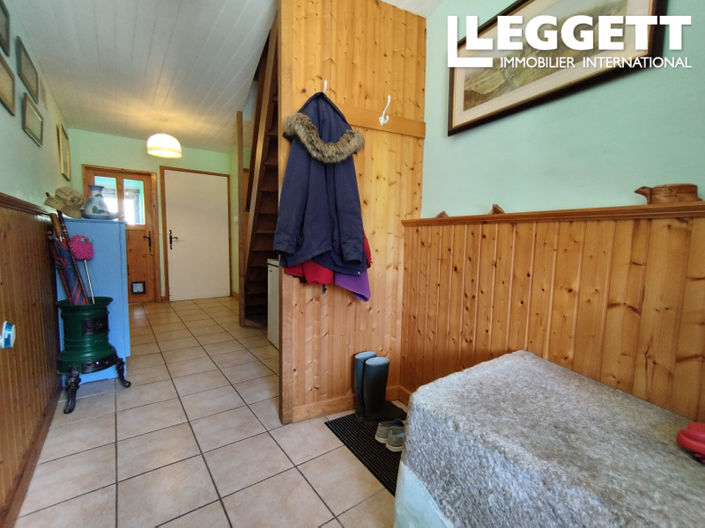 Image No.8-3 Bed House for sale