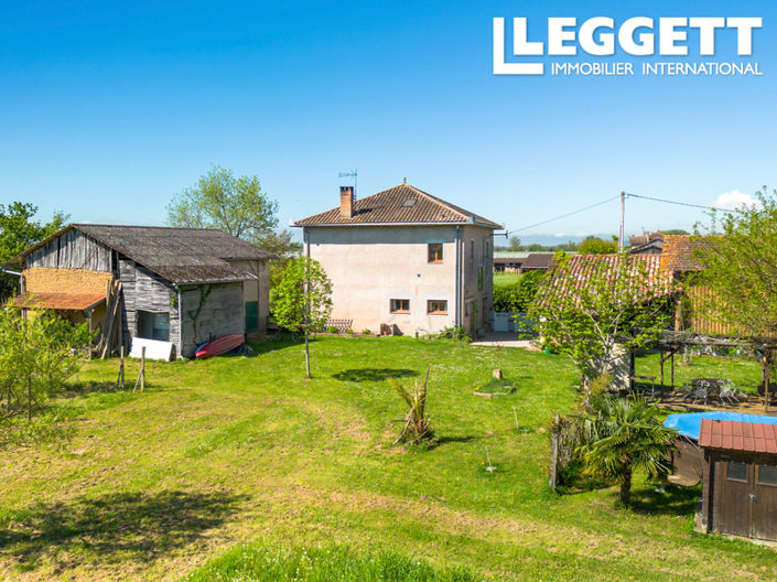 Image No.10-3 Bed House for sale