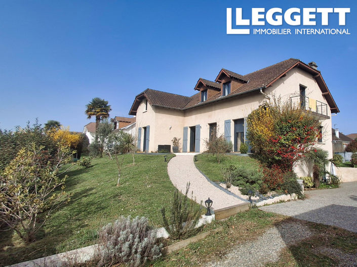 Image No.8-5 Bed House for sale