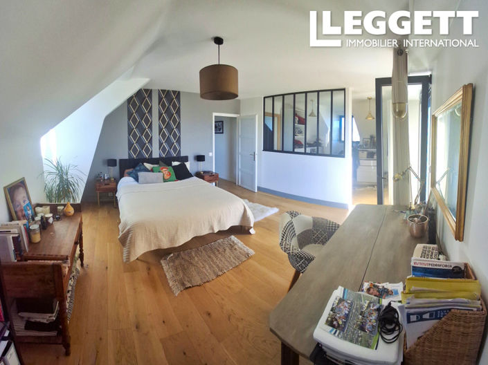 Image No.9-5 Bed House for sale