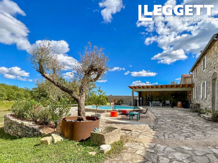 Image No.5-2 Bed House for sale