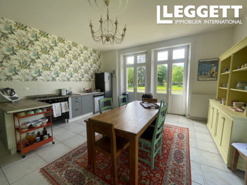 ahr0chm6ly9jzg4uagvzdglhlmltbw8vaw1hz2uvvevom