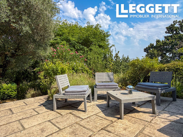 Image No.5-5 Bed House for sale