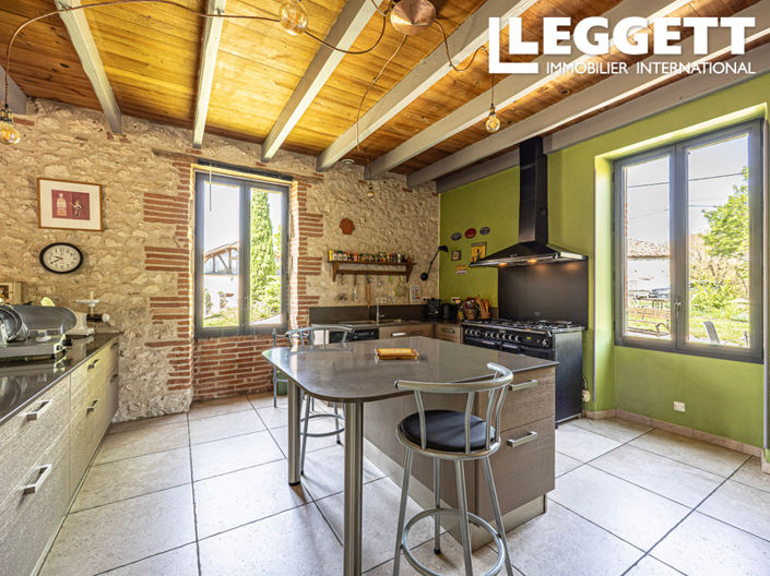 Image No.5-11 Bed House for sale