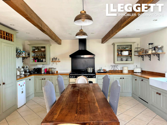 Image No.2-4 Bed House for sale