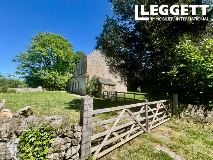 Image No.8-5 Bed House for sale