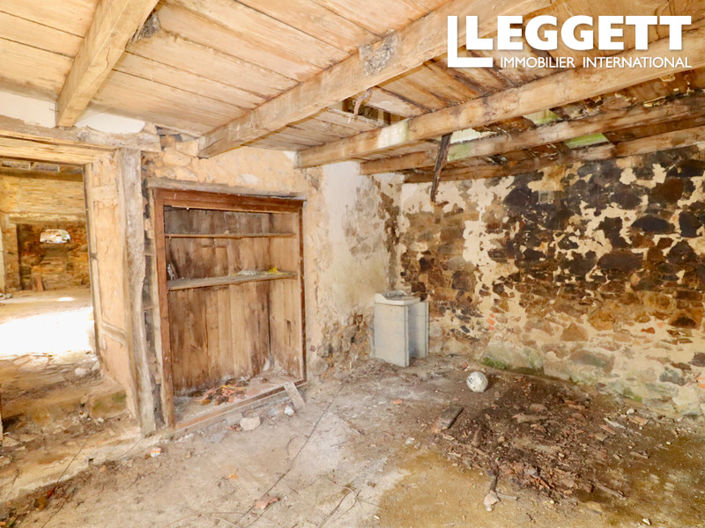 Image No.6-2 Bed House for sale