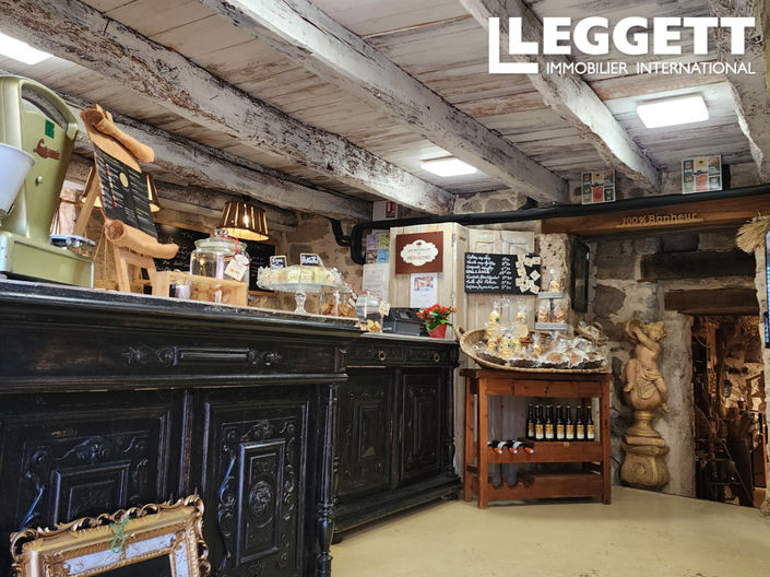 Image No.10-3 Bed House for sale