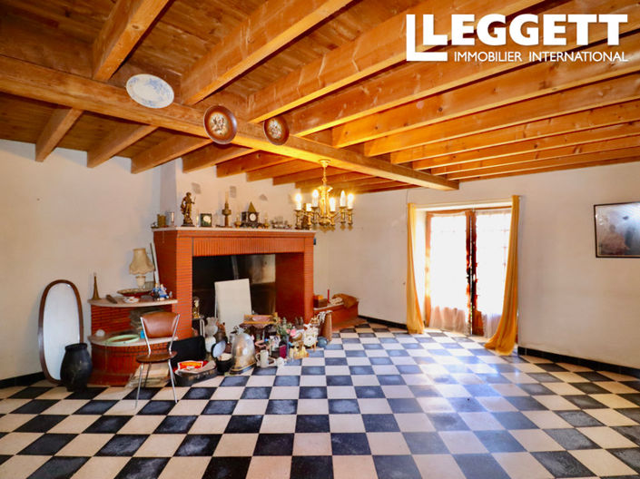 Image No.8-1 Bed House for sale