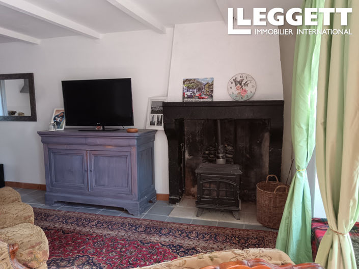 Image No.4-2 Bed House for sale