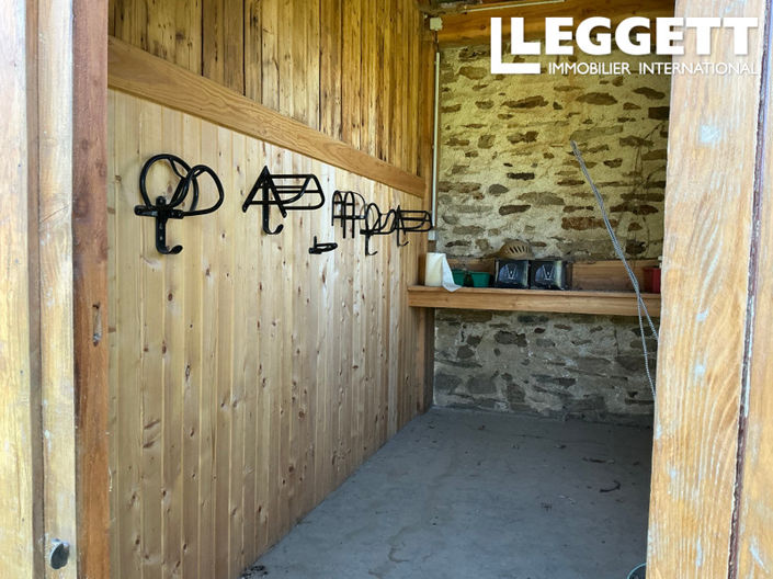 Image No.5-5 Bed House for sale