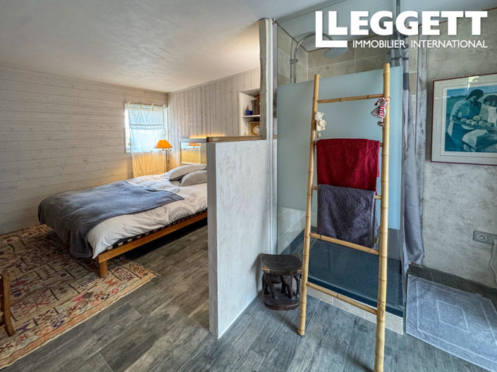 Image No.7-4 Bed House for sale