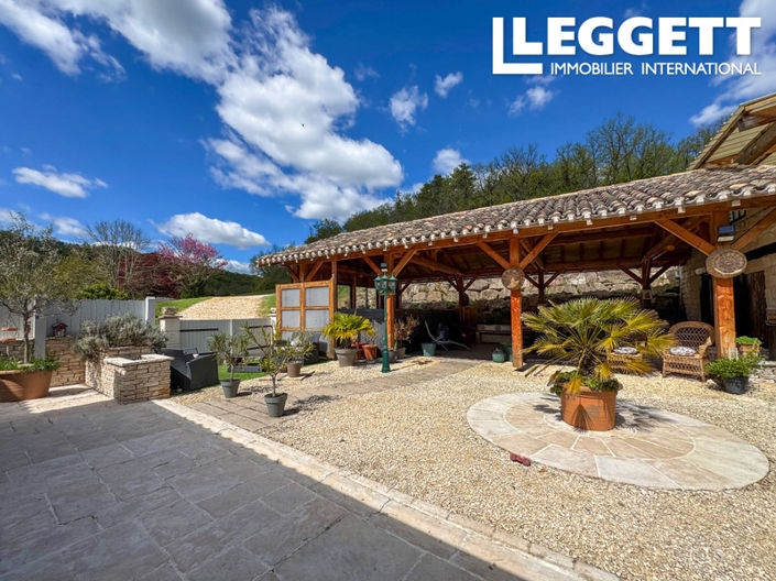 Image No.8-4 Bed House for sale