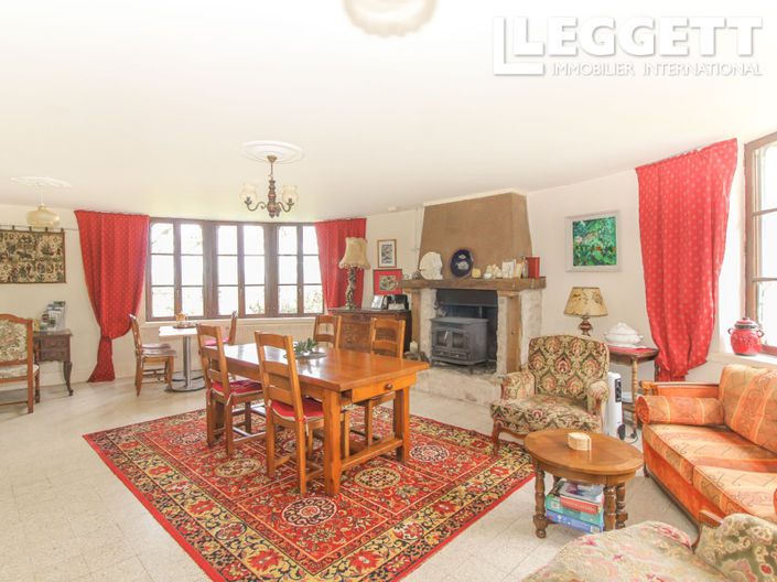 Image No.2-9 Bed Chateaux for sale