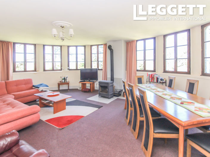 Image No.4-9 Bed Chateaux for sale